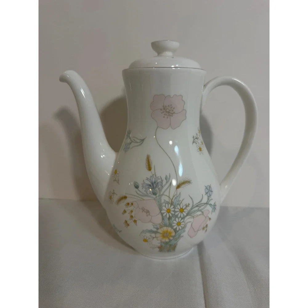 Royal Doulton Flirtation H. 5043 Coffee Pot Fine Bone China Floral 1976 Vintage